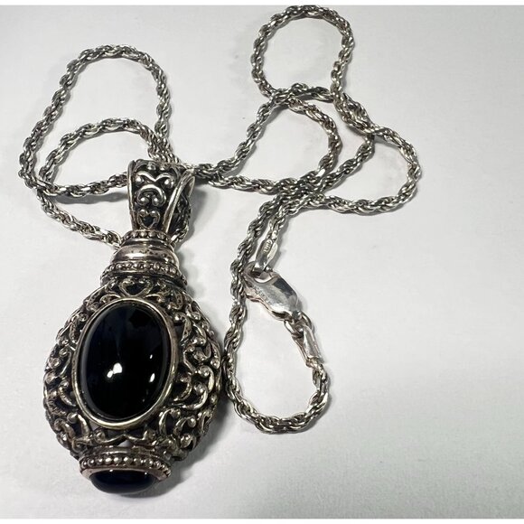 Vtg Silver Filigree Pendant Necklace Black Tourmaline Cabochon 925 Italy Chain - Picture 6 of 7